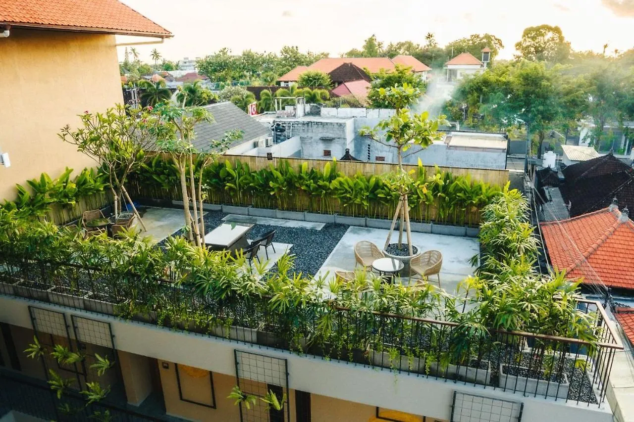 Tanaga Coliving Hotel Seminyak