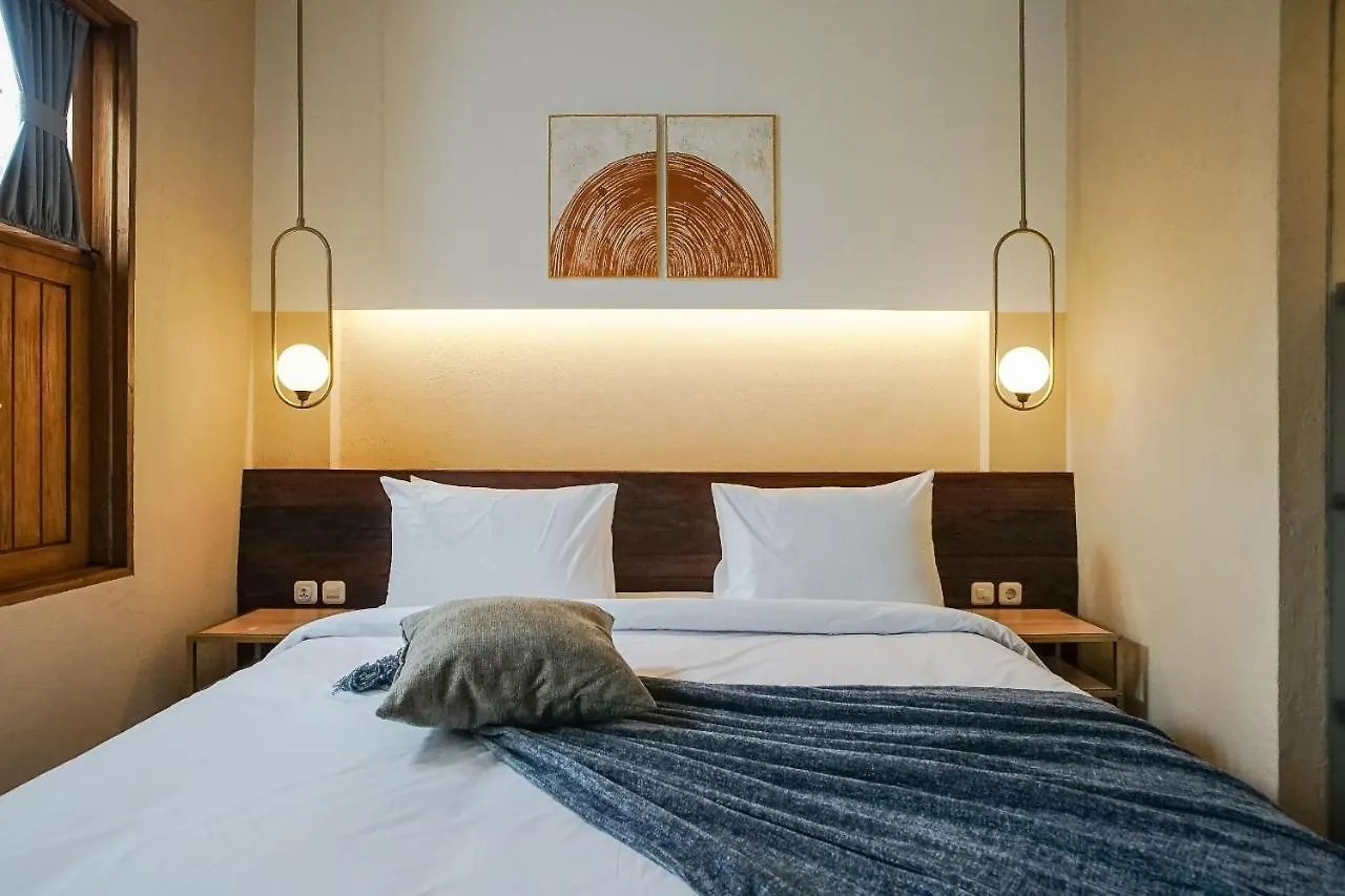 Tanaga Coliving Hotel Seminyak