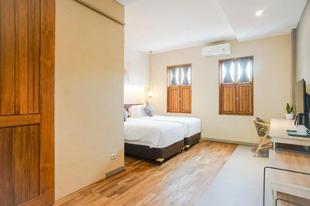 Tanaga Coliving Hotel Seminyak
