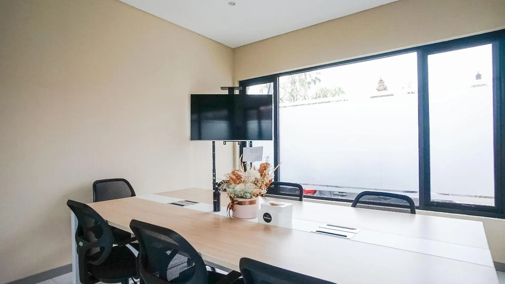 Tanaga Coliving Hotel Seminyak   Seminyak (Bali)