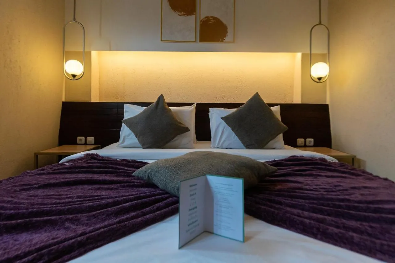 Tanaga Coliving Hotel Seminyak