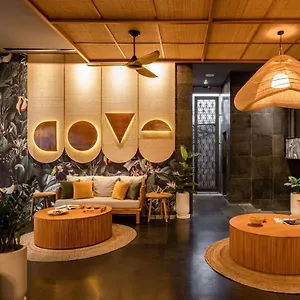 Hotel The Isvara By Cove